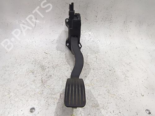Pedal PEUGEOT 207 (WA_, WC_) 1.4 16V (88 hp) 32844365