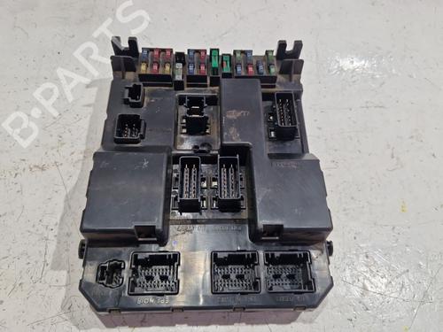 Zekeringkast Zekeringkast PEUGEOT 307 Break (3E) 1.6 HDi 110 (109 hp) 35785545 35785545
