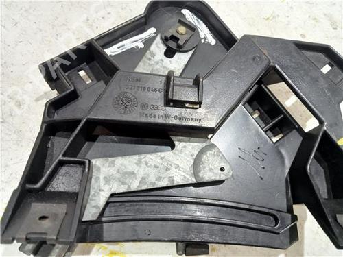 Airco bedieningspaneel VW TRANSPORTER T4 Van (70A, 70H, 7DA, 7DH) 1.9 TD (68 hp) 23930721