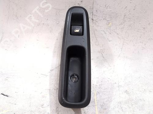 Used Right rear window switch PEUGEOT 3008 I MPV (0U_) 1.6 THP (156 hp) 28579820