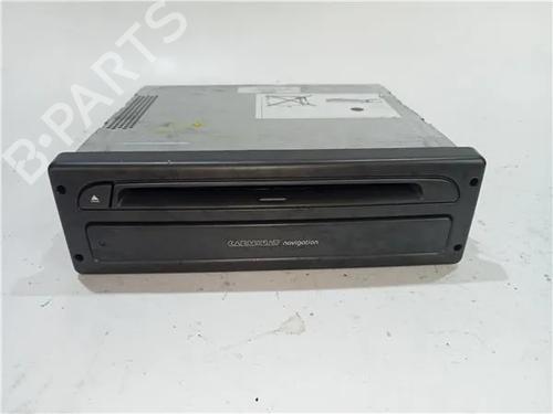 Used Radio RENAULT ESPACE IV (JK0/1_) 2.0 dCi (JK03, JK04, JK1C, JK1G, JK1J, JK1K) (173 hp) 23931031