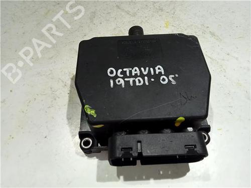 Used Electronic sensor SKODA OCTAVIA II (1Z3) 2.0 TDI (140 hp) 23921928
