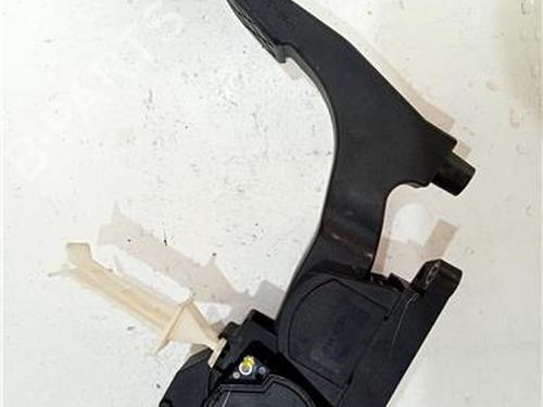 Used Pedal VW POLO (9N_, 9A_) 1.4 TDI (75 hp) 23907595