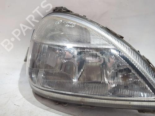 Højre forlygte MERCEDES-BENZ A-CLASS (W168) A 190 (168.032, 168.132) (125 hp) 27833345