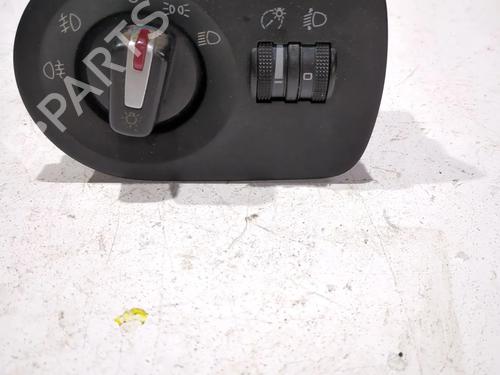 Used Headlight switch SEAT LEON (1P1) 1.6 TDI (105 hp) 23925666