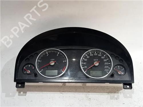 Used Instrument cluster FORD MONDEO III Saloon (B4Y) 2.0 16V DI / TDDi / TDCi (90 hp) 23912110