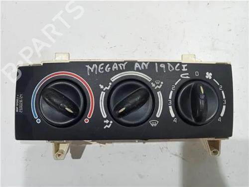 Commande Chauffage RENAULT MEGANE II Saloon (LM0/1_) 1.9 dCi (131 hp) 23931898