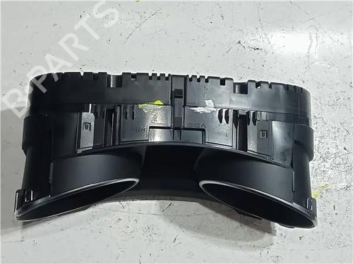 Instrument cluster VW GOLF VI (5K1) 1.6 TDI | BP23915495C47 