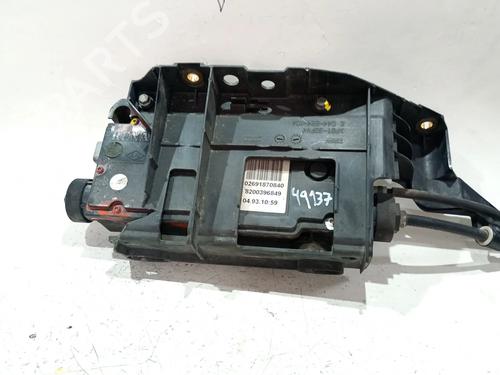 Used Electric handbrake RENAULT SCÉNIC II (JM0/1_) 1.5 dCi (JM1E, JM16) (106 hp) 27275786