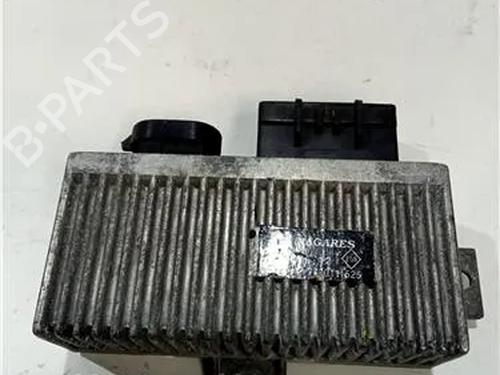 Elektronisk modul RENAULT MEGANE II Saloon (LM0/1_) 1.9 dCi (131 hp) 23909157