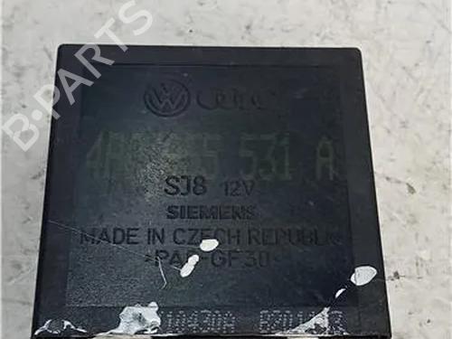 Sikringsdåse AUDI A4 B5 (8D2) 2.5 TDI quattro (150 hp) 23911974