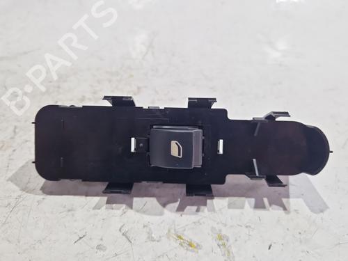 Used Right front window switch Right front window switch PEUGEOT 207 (WA_, WC_) 1.4 HDi (68 hp) 34622162 34622162
