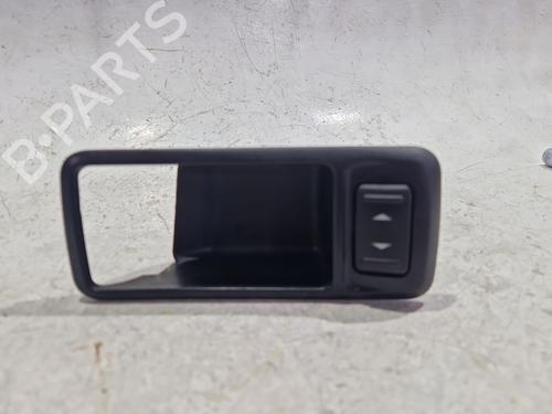 Used Right front window switch Right front window switch FORD FOCUS C-MAX (DM2) 2.0 TDCi (136 hp) 33619303 33619303