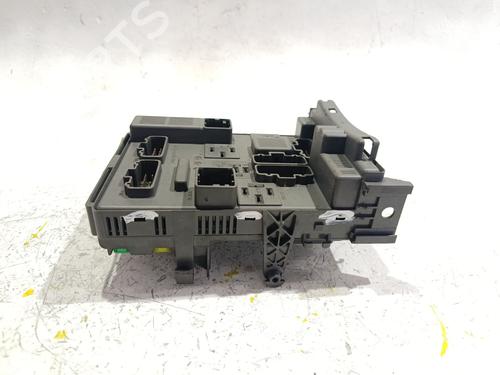 fuse-box-renault-laguna-ii-bg01_-2001-2002-2003-2004-2005-2006-2007-40080327 main image