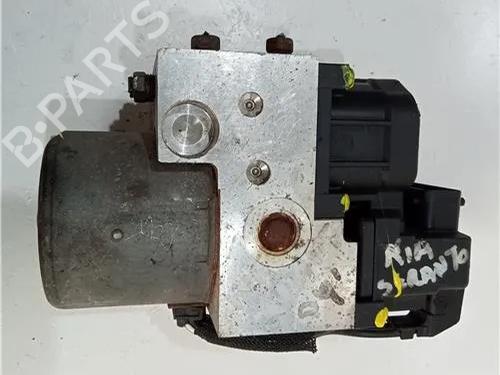 Used ABS pump KIA SORENTO I (JC) 2.5 CRDi (170 hp) 23908930
