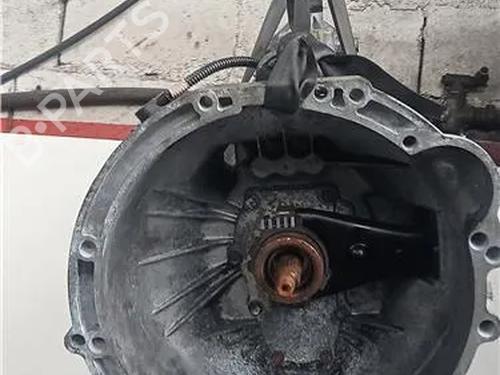 Used Gearbox KIA SORENTO I (JC) 2.5 CRDi (170 hp) 23923685