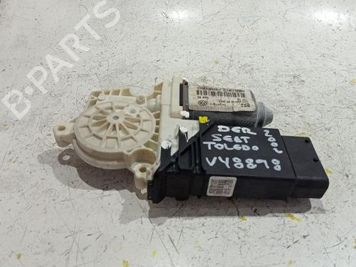right-front-window-motor-seat-toledo-ii-1m2-1998-1999-2000-2001-2002-2003-2004-2005-2006-36767077 main image
