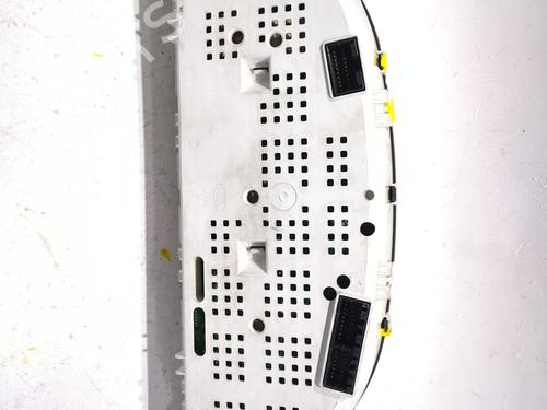 Instrument cluster KIA SORENTO I (JC) 2.5 CRDi 4WD | BP23902176C47 