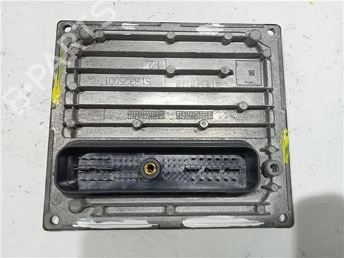 Elektronische module FORD FIESTA IV (JA_, JB_) 1.0 i (65 hp) 23917645