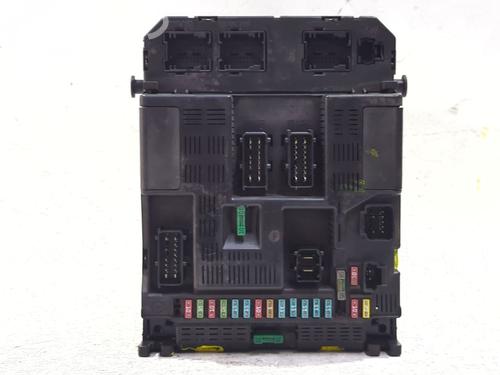 Used Fuse box Fuse box 38873269 38873269