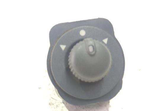 mirror-switch-peugeot-bipper-aa_-2008-39614405 main image