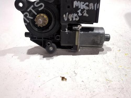 Vindusheismotor høyre foran RENAULT MEGANE II Saloon (LM0/1_) 1.9 dCi (LM14, LM1D) (110 hp) 23927906