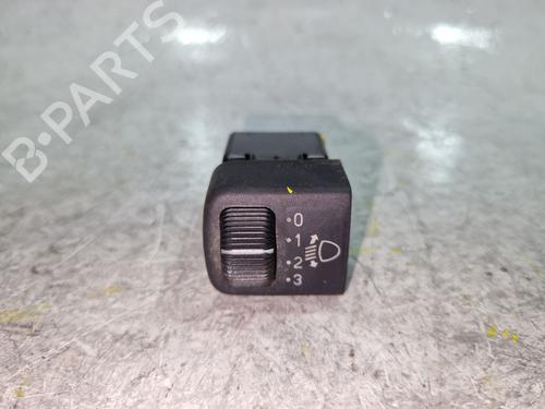 Used Headlight adjuster motor Headlight adjuster motor SAAB 900 II Convertible 2.0 -16 Turbo (185 hp) 34006302 34006302