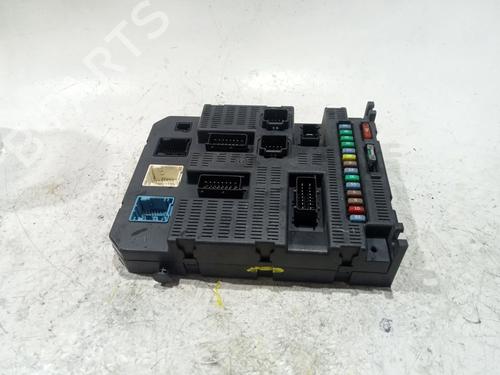 Sikringsdose CITROËN C4 Coupe (LA_) 1.6 HDi (90 hp) 27319628