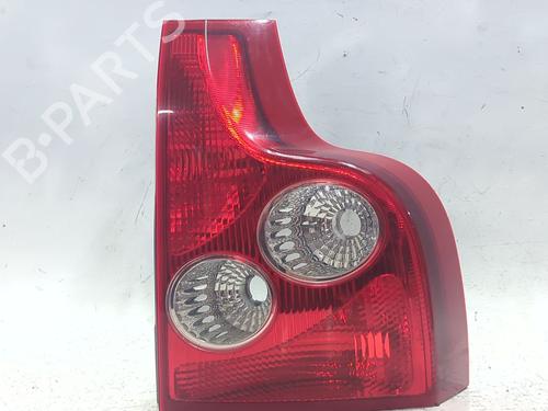 right-taillight-volvo-xc90-i-275-2002-2003-2004-2005-2006-2007-2008-2009-2010-2011-2012-2013-2014-2015-37694713 main image