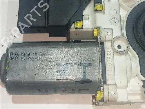 Rudehejsemotor bagstkærm venstre VW GOLF IV (1J1) 1.4 16V | BP23912680E23