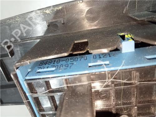 Right front window switch TOYOTA AVENSIS Saloon (_T27_) 1.6 VVT-i (ZRT270_, ZRT270R) | BP23918469I26 