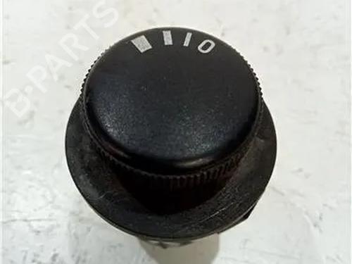 Used Climate control OPEL ASCONA B (81_, 86_, 87_, 88_) 1.9 N (75 hp) 25616635