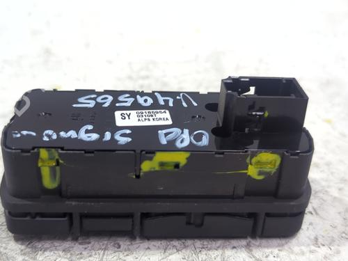 Left front window switch OPEL SIGNUM Hatchback (Z03) 3.0 V6 CDTI (F48) | BP39951124I27 - Image 2