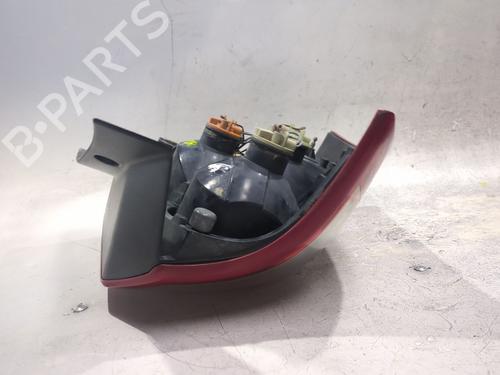 Right taillight LAND ROVER FREELANDER 2 (L359) 2.2 TD4 4x4 | BP29938104C35
