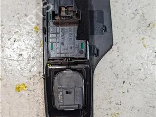 Used Left front window switch SEAT ARONA (KJ7, KJP) 1.0 TSI (110 hp) 23925013