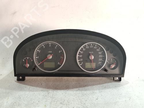 Used Instrument cluster Instrument cluster FORD MONDEO III (B5Y) 1.8 16V (125 hp) 40228624 40228624