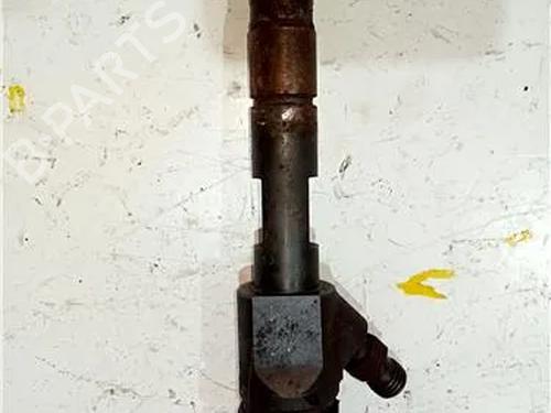 Spreder / Dyse RENAULT GRAND SCÉNIC II (JM0/1_) 1.9 dCi (JM0G, JM12, JM1G, JM2C) (120 hp) 23909848