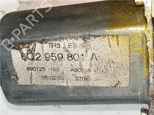 Rudehejsemotor forskærm højre SEAT IBIZA III (6L1) 1.9 TDI | BP23912934E20 