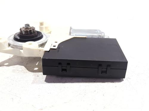 Left front window motor VOLVO V50 (545) 1.6 D | BP31869143E21