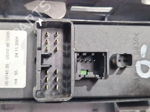Left front window switch MAZDA 2 (DY) 1.4 CD | BP29383795I27 