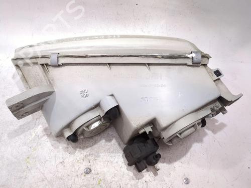Right headlight HYUNDAI COUPE I (RD) 2.0 16V | BP27696105C29 