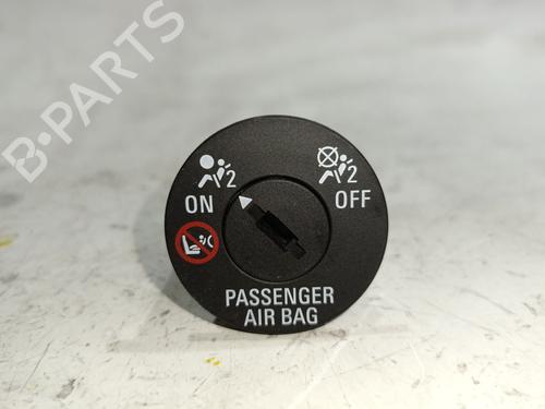Used Switch Switch OPEL ASTRA J GTC 1.7 CDTI (08) (110 hp) 40260061 40260061