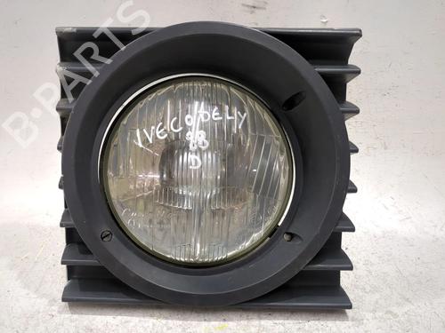 Faro derecho IVECO DAILY I Van 35-8 (10034131, 10034132, 10034137, 10034224, 10034231,... (72 hp) 28725968