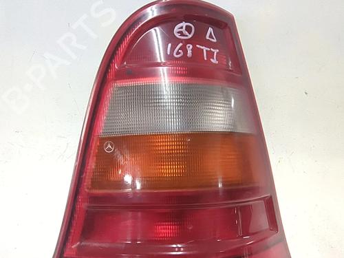 Feu arrière droit MERCEDES-BENZ A-CLASS (W168) A 170 CDI (168.008) (90 hp) 26020446