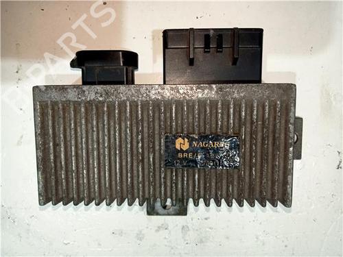Module électronique RENAULT LAGUNA I (B56_, 556_) 2.0 (109 hp) 23908554