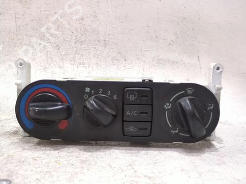 Used Climate control NISSAN ALMERA II (N16) 2.2 dCi (112 hp) 29449733