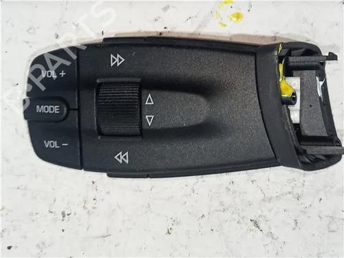 Used Switch SEAT IBIZA IV (6J5, 6P1) 1.9 TDI (105 hp) 23918685