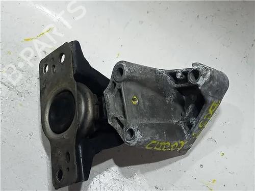 Used Engine mount RENAULT CLIO III Grandtour (KR0/1_) 1.2 16V (KR0P) (101 hp) 23915425