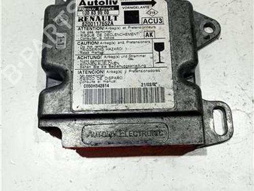 Used ECU airbags RENAULT MEGANE Scenic (JA0/1_) 1.9 dTi (JA0N) (98 hp) 23931296