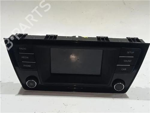 Used Radio SKODA FABIA III (NJ3) 1.0 (75 hp) 23924200